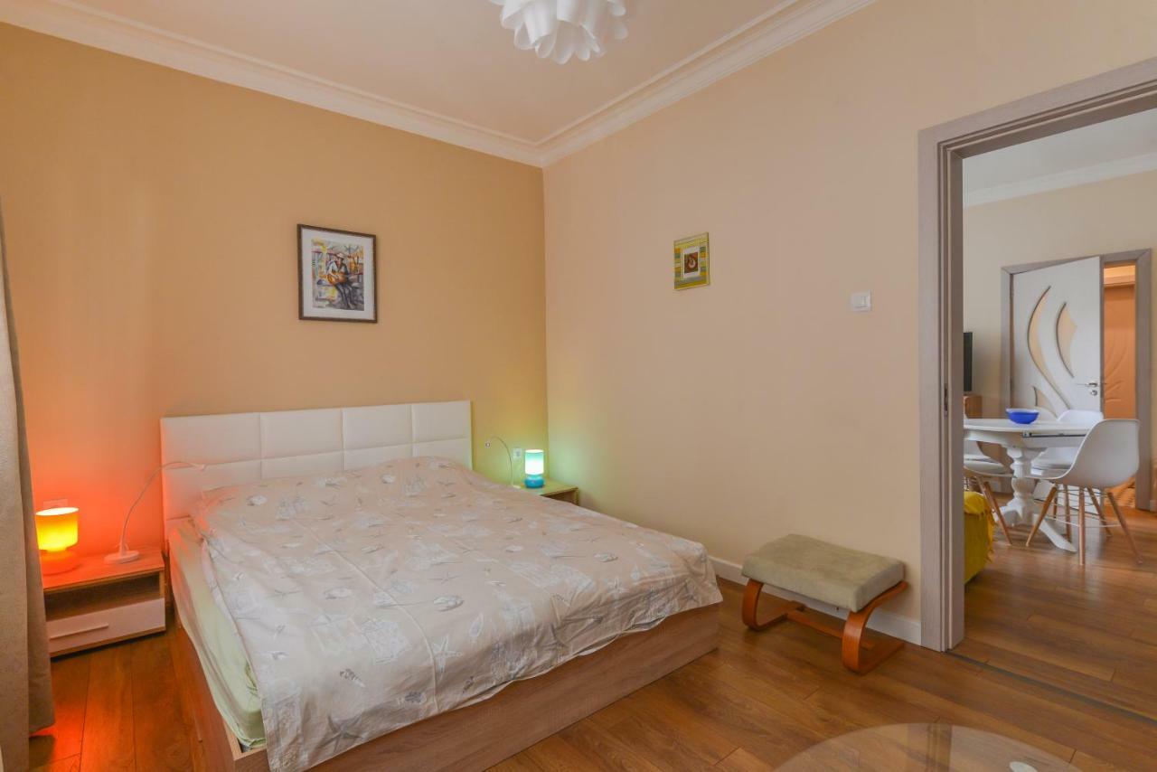 Welcoming One Bedroom on Vasil Levski Boulevard Sofia Eksteriør billede